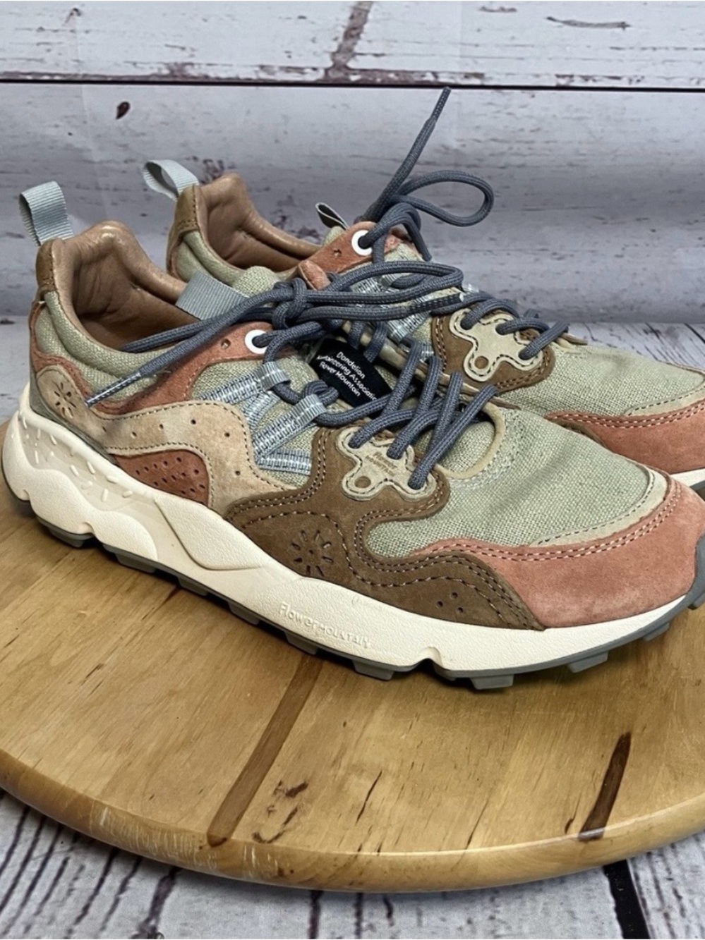 Anthropologie Flower Mountain Sneakers Unisex Sz M 6.5/ W 8 Ryn Trainers Lace Up